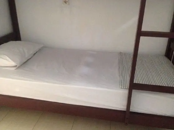 Basic Ortak Ranzalı Oda, Karma Ranzalı Oda (9-Beds)