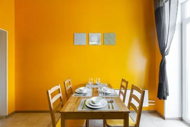Apart Daire, Şehir Manzaralı