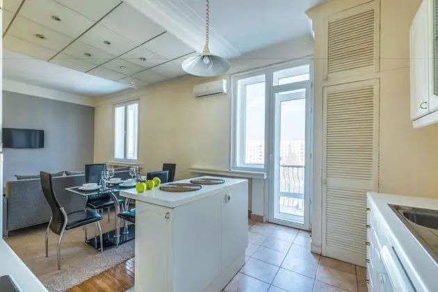 Luxury Apart Daire, 2 Yatak Odası, Executive Katı (7/2 Bolshaya Dorogomilovskaya st)