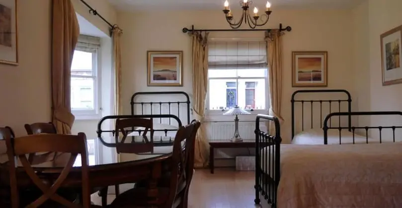 Üç Kişilik Oda, Banyolu/Duşlu (Separate Bath & Shower)