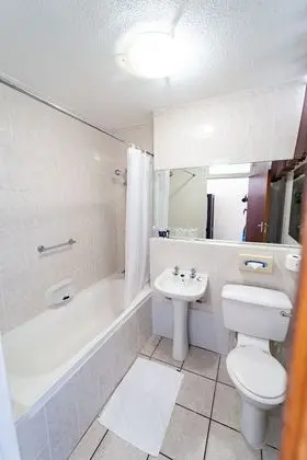 Standard Oda, 2 Çift Kişilik Yatak, Kısmi Deniz Manzaralı