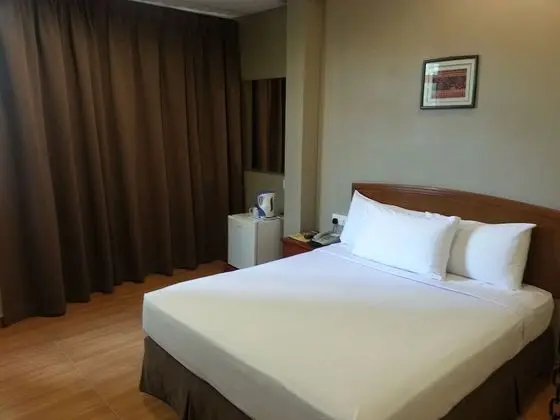 Superior Queen Bed