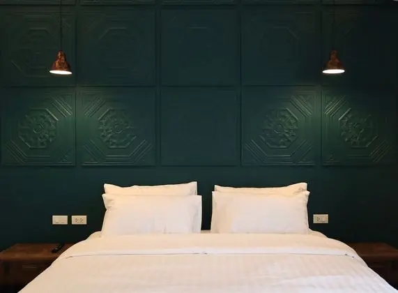 Double Room (Free Netflix)