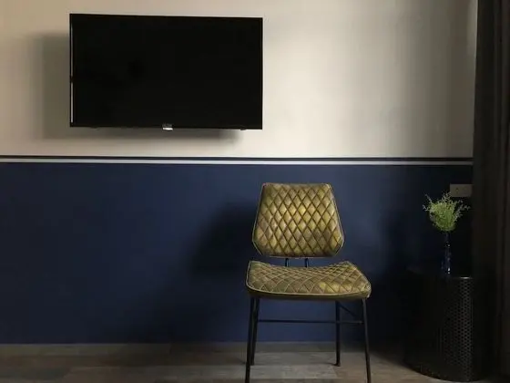 Twin Room (Free Netflix)