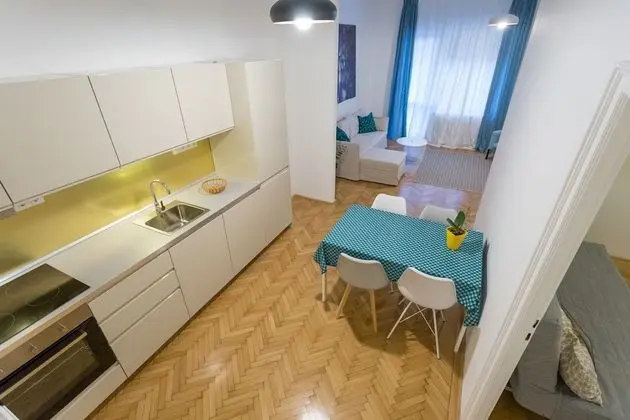 Grand Apart Daire, Şehir Manzaralı