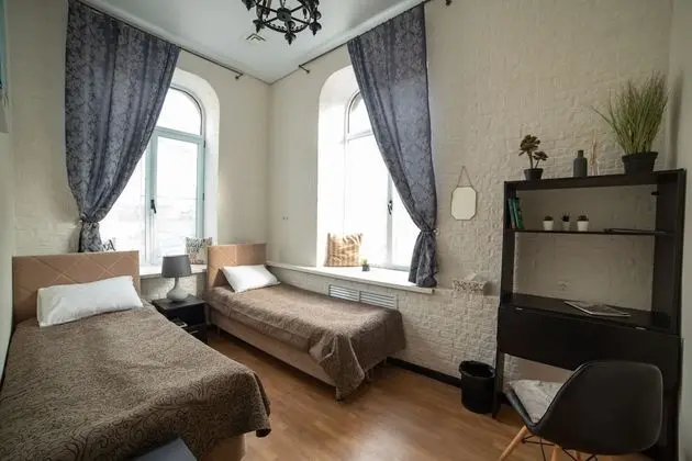 Basic Tek Büyük veya İki Ayrı Yataklı Oda