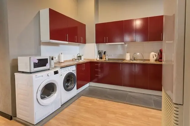 Basic Tek Büyük veya İki Ayrı Yataklı Oda