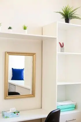 Basic Tek Büyük Yataklı Oda