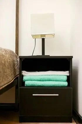 Basic Tek Büyük Yataklı Oda