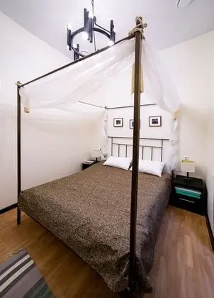 Basic Tek Büyük Yataklı Oda