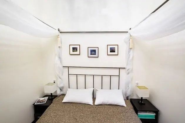 Basic Tek Büyük Yataklı Oda