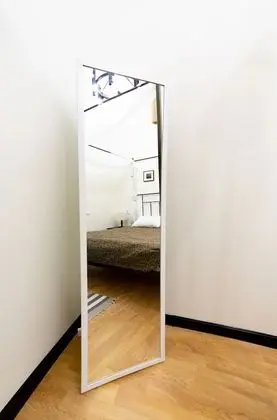 Basic Tek Büyük Yataklı Oda