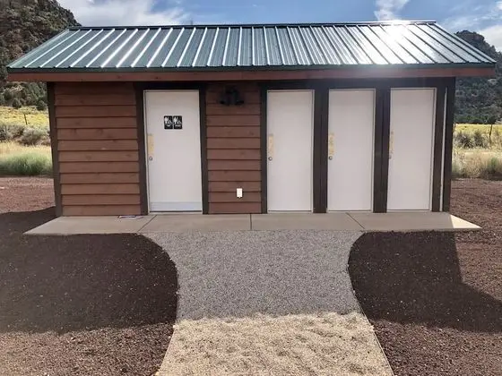 Standard Bunkhouse, Shared Bathroom