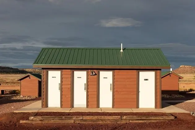 Standard Bunkhouse, Shared Bathroom