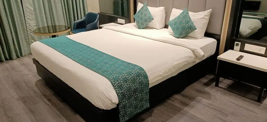 Deluxe Tek Büyük Yataklı Oda, 1 Yatak Odası, Tepe Manzaralı