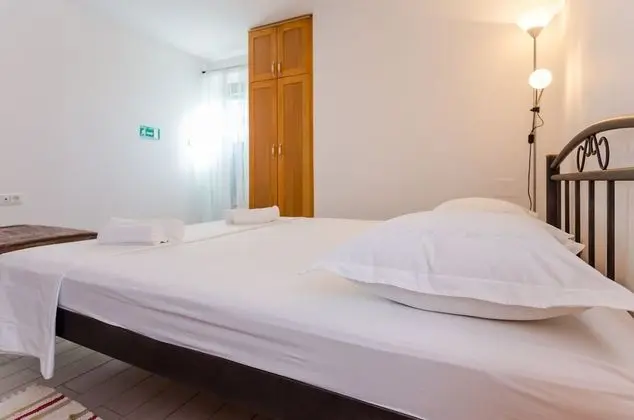 Ev (Gor - free WiFi - H(2+1))