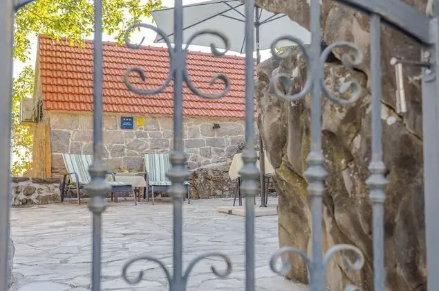 Ev (Gor - free WiFi - H(2+1))