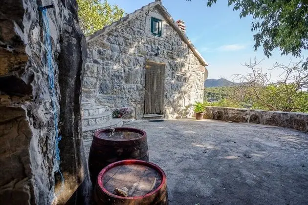 Ev (Gor - free WiFi - H(2+1))