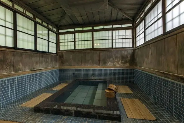 Traditional Oda, Ortak Banyo (Ume or Kodachi)