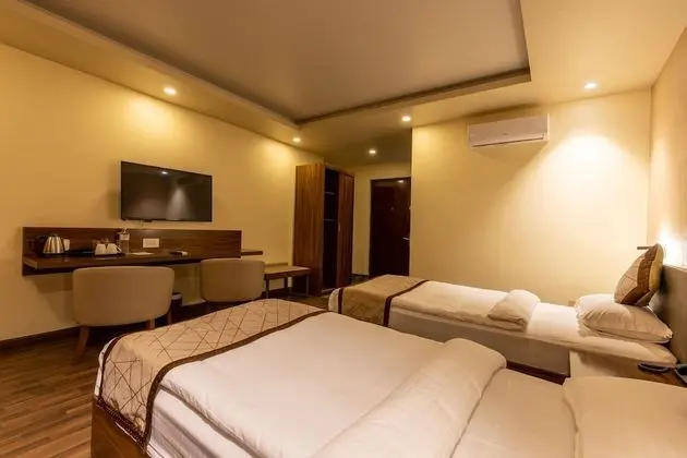 Super Deluxe Room