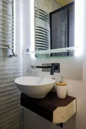 Romantic Oda, 1 Büyük (Queen) Boy Yatak, Jakuzi