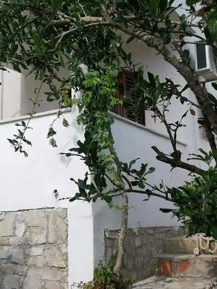 Apart Daire (Goran - close to the sea & parking sp)