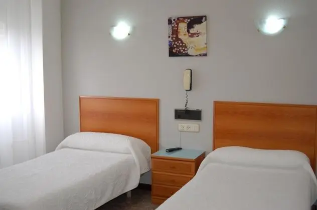 1 Çift Kişilik Veya 2 Tek Kişilik Yatak Standard