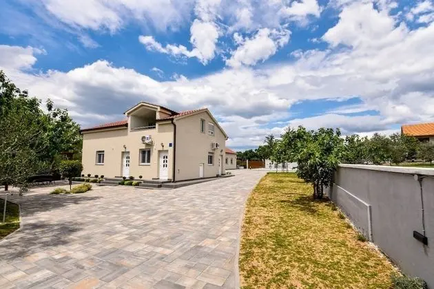 Apart Daire (Gordana Mar - with pool - A1(2+2))