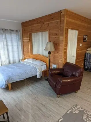 Oda, Birden Çok Yatak, Koy Manzaralı