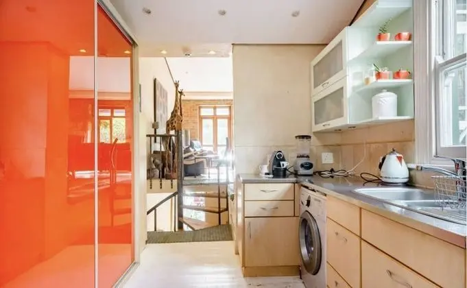 Deluxe Twin Room OR King Bed Room