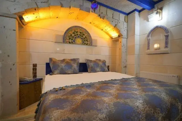 Deluxe Üç Kişilik Oda , Avlu Manzaralı