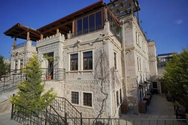 Deluxe Üç Kişilik Oda , Avlu Manzaralı