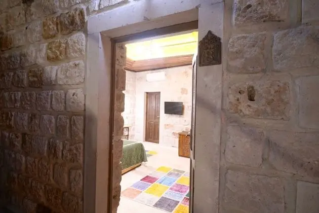 Superior Stone Room - 8