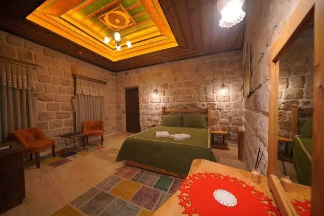 Superior Stone Room - 8