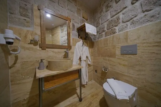 Superior Stone Room - 8