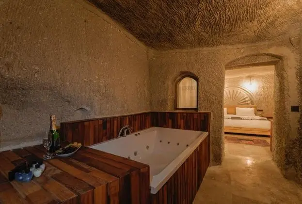 Deluxe Suite,    , Jakuzili