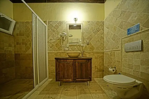 Standard Tek Büyük Yataklı Oda