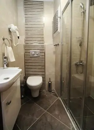 Triple, Şehir Manzaralı