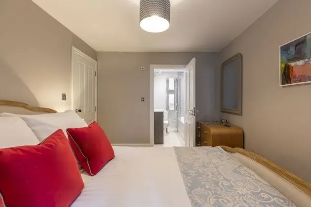 Ev (3 Bedrooms)