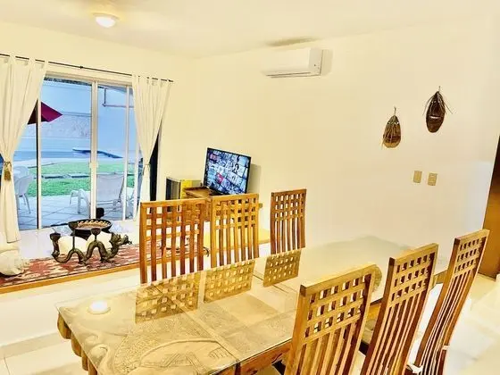 Villa, 3 Yatak Odası, Balkon, Bahçe Manzaralı