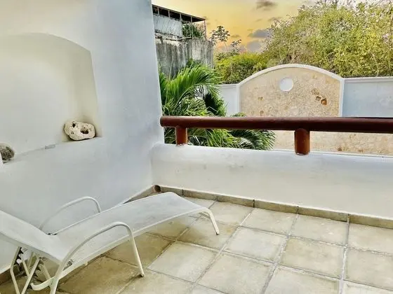 Villa, 3 Yatak Odası, Balkon, Bahçe Manzaralı