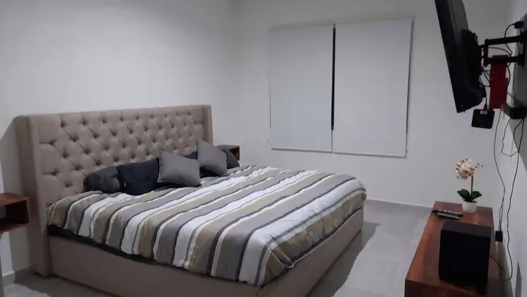Daire, 2 Yatak Odası, Balkon