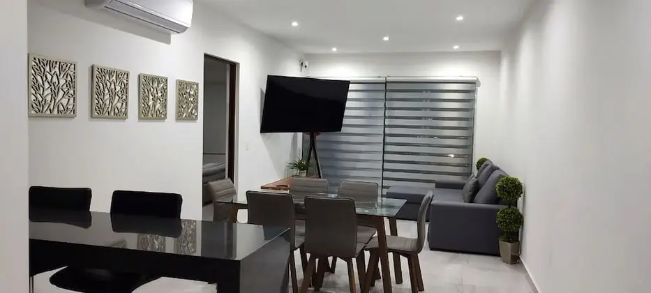 Daire, 2 Yatak Odası, Balkon
