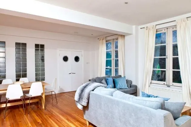 Ev (2 Bedrooms)