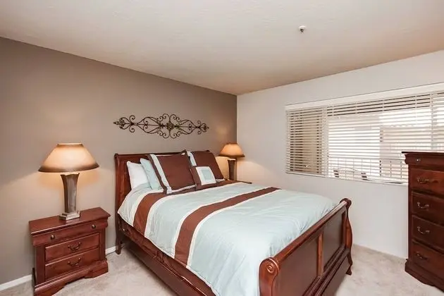 Ev (2 Bedrooms)