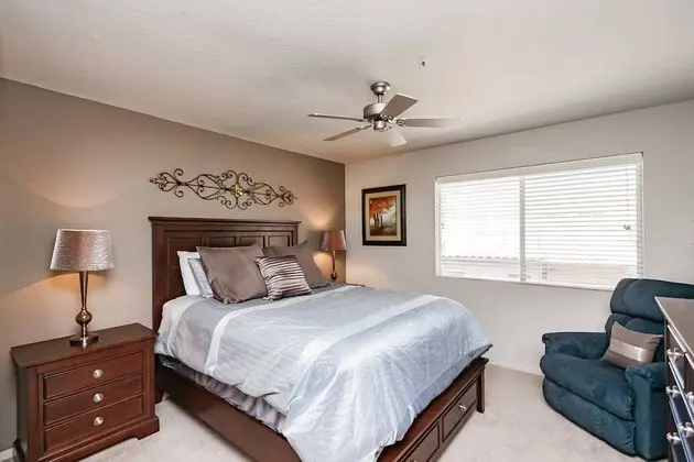 Ev (2 Bedrooms)