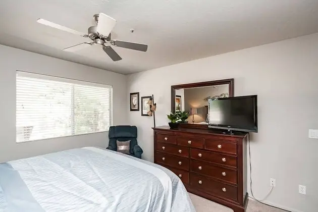 Ev (2 Bedrooms)