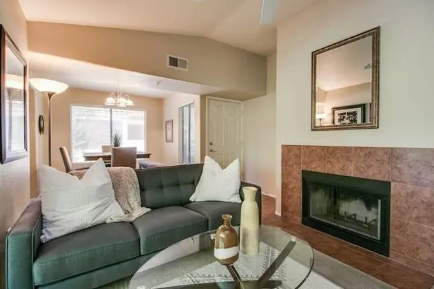 Ev (2 Bedrooms)