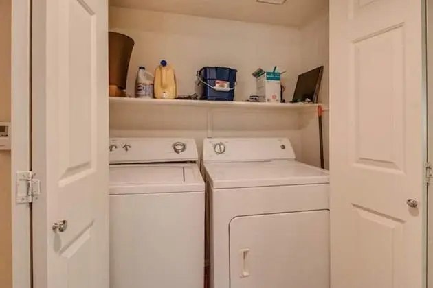 Ev (2 Bedrooms)