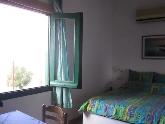 Stüdyo, Deniz Manzaralı (for 3)